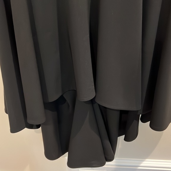 Designer Lucian Matis black gown with lace detailing - Picture 3 of 5